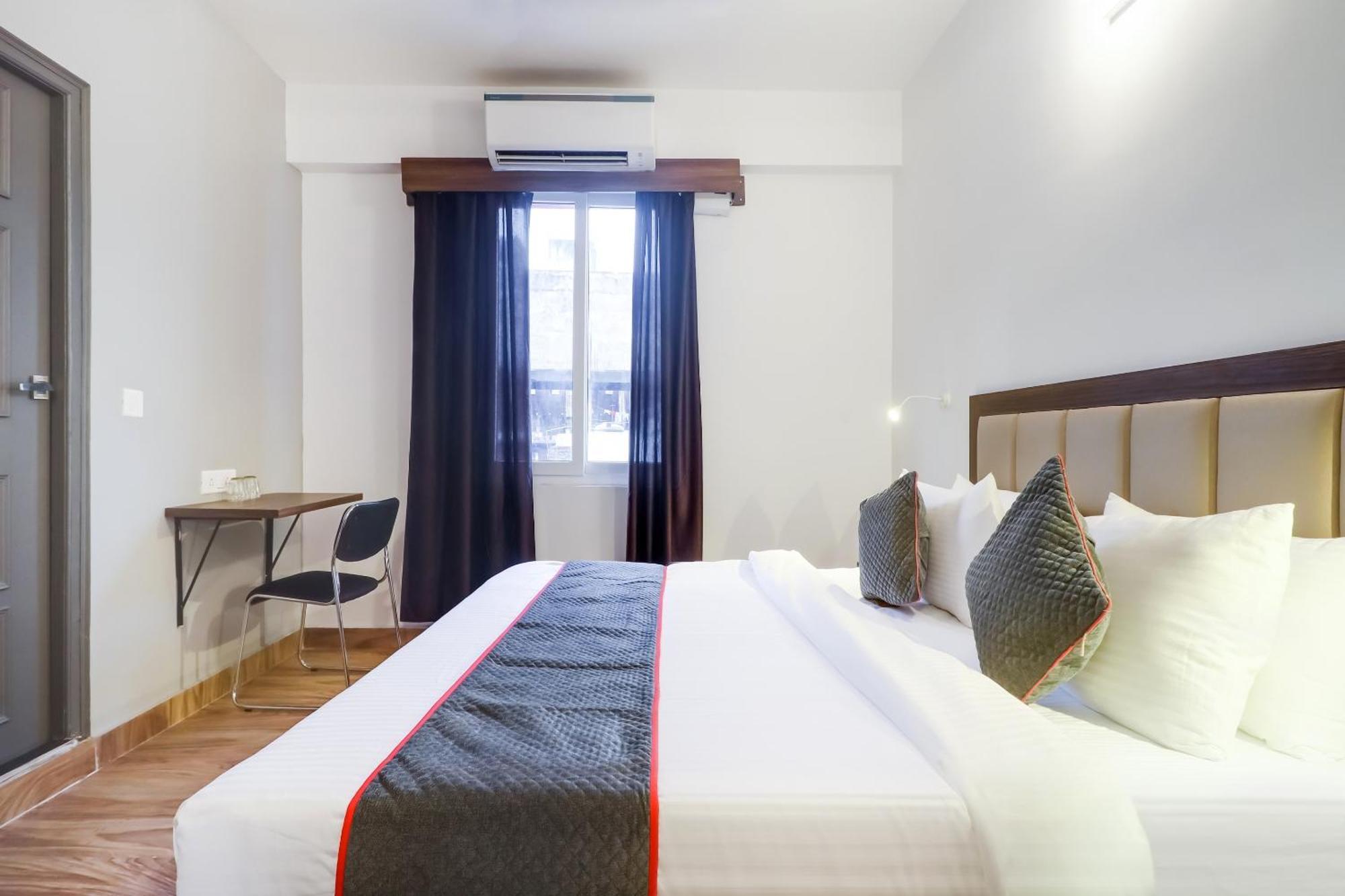 Townhouse Townhouse Clark Inn Патна Екстериор снимка