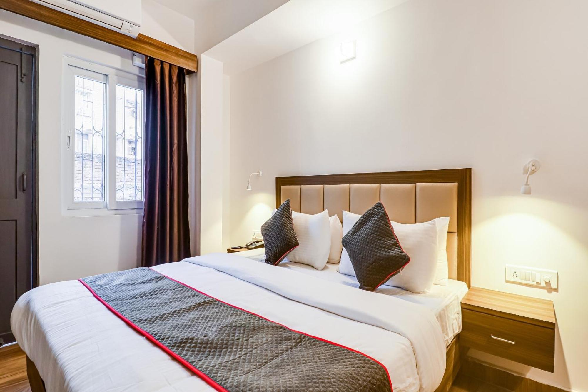 Townhouse Townhouse Clark Inn Патна Екстериор снимка